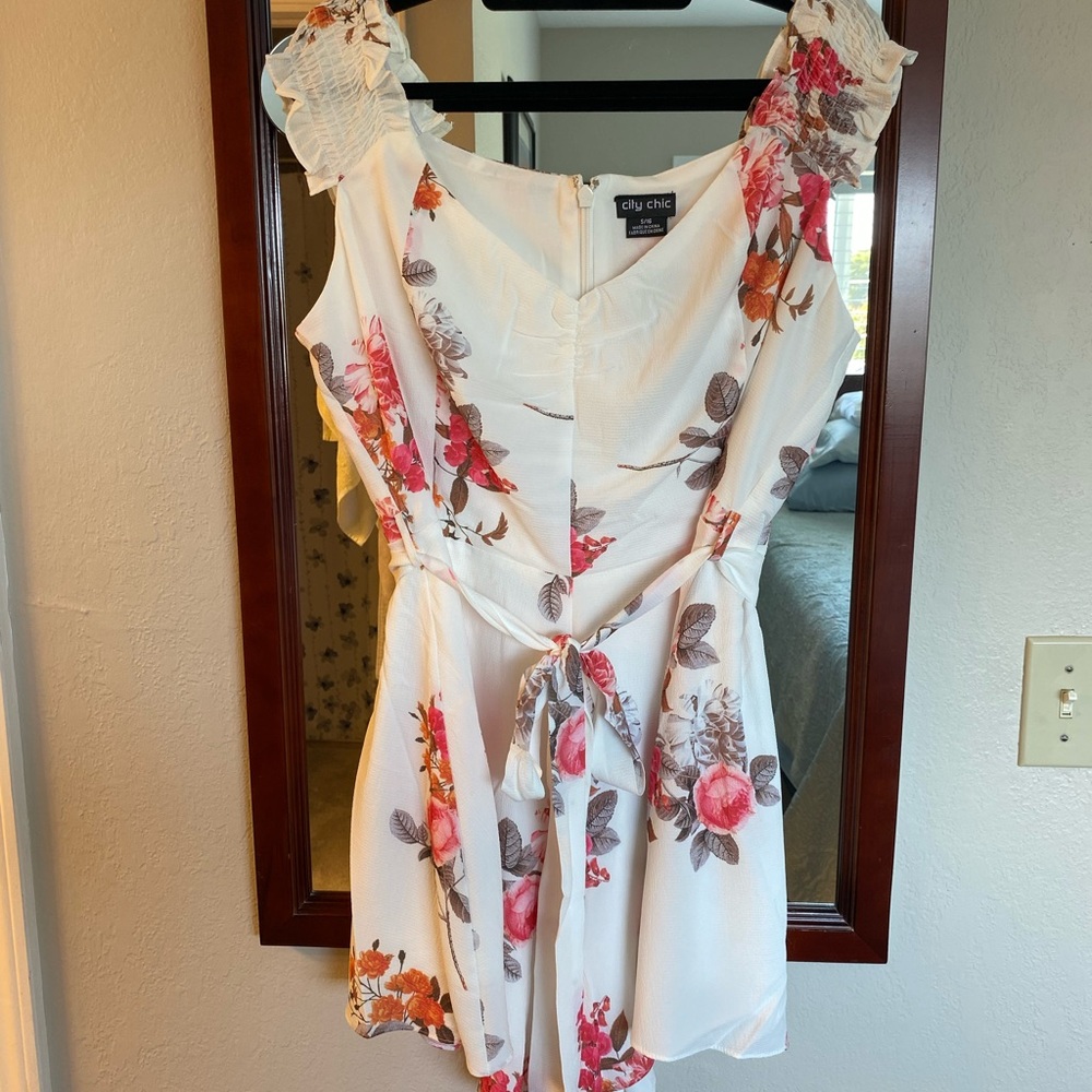 City Chic Floral Jumpsuit - White and Pink